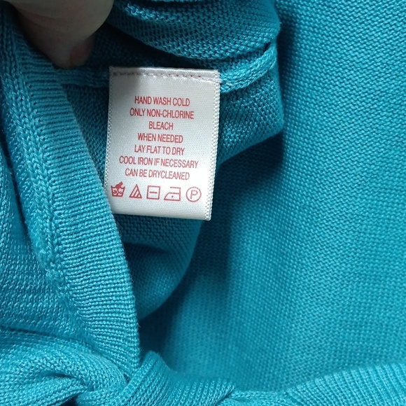 Tommy Bahama silk/cotton shrug - Picture 3 of 4